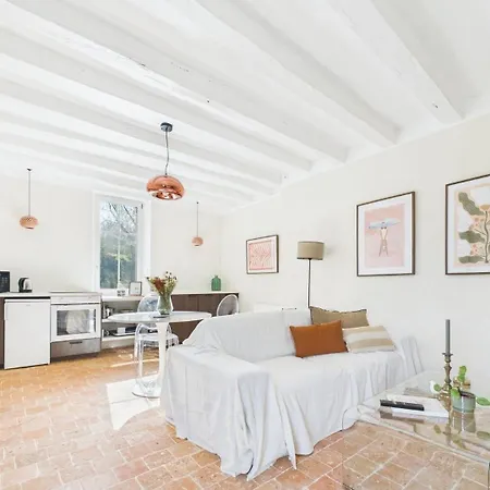 Atypiques - *** - & Balneo Saumur